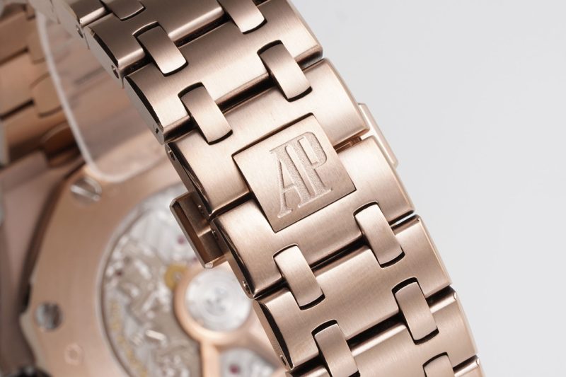 Audemars Piguet Royal Oak Offshore Selfwinding Chronograph Watch