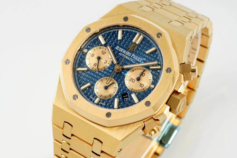 AUDEMARS PIGUET ROYAL OAK SELFWINDING CHRONOGRAPH WATCH