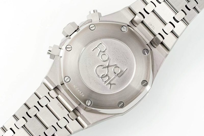 AUDEMARS PIGUET ROYAL OAK SELFWINDING CHRONOGRAPH WATCH