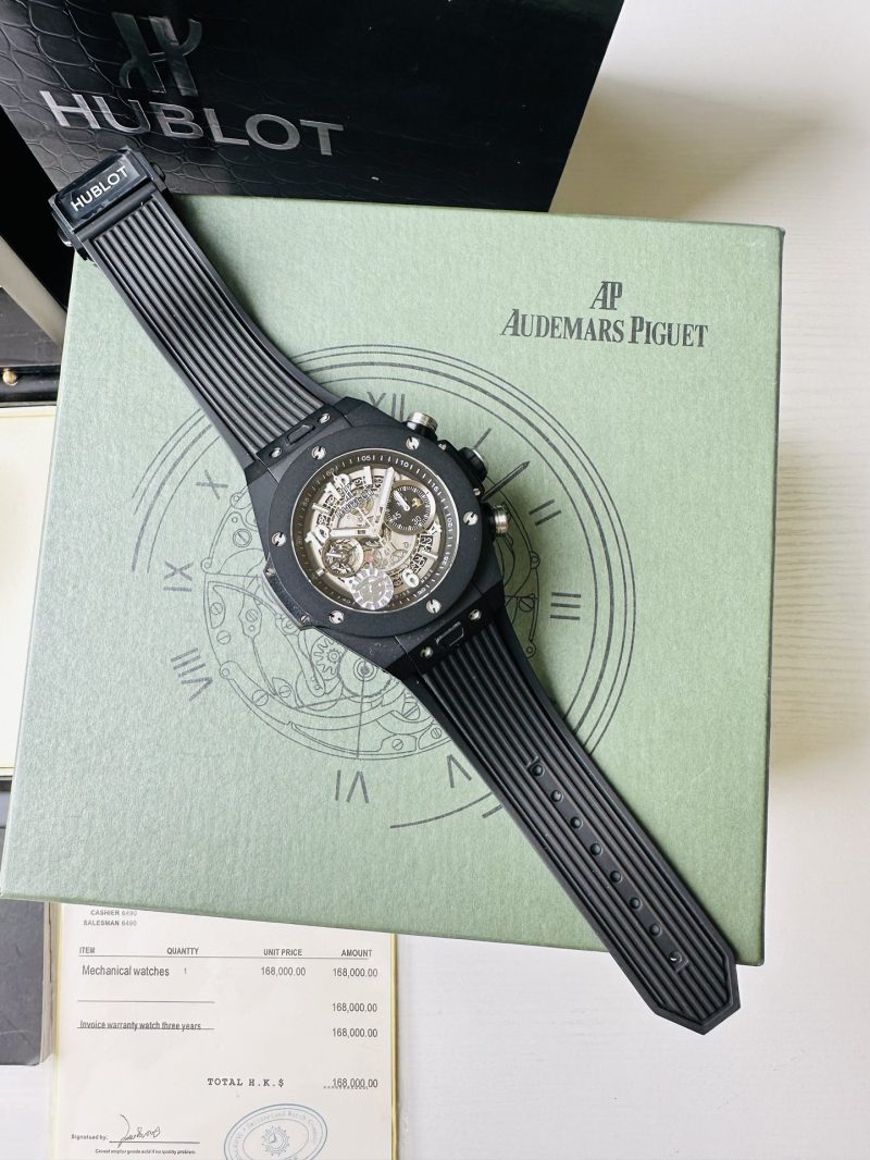 HUBLOT BIG BANG BLACK MAGIC WATCH 42MM