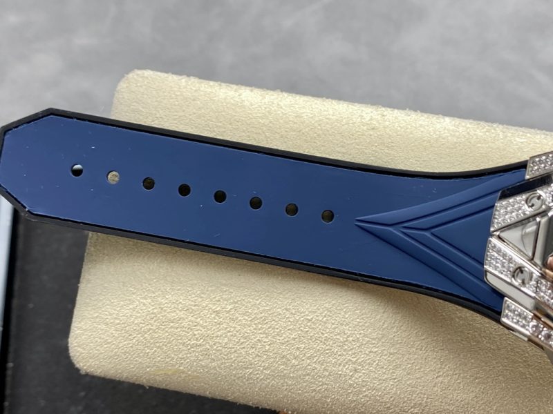 HUBLOT BIG BANG SANG BLEU II TITANIUM BLUE 45MM