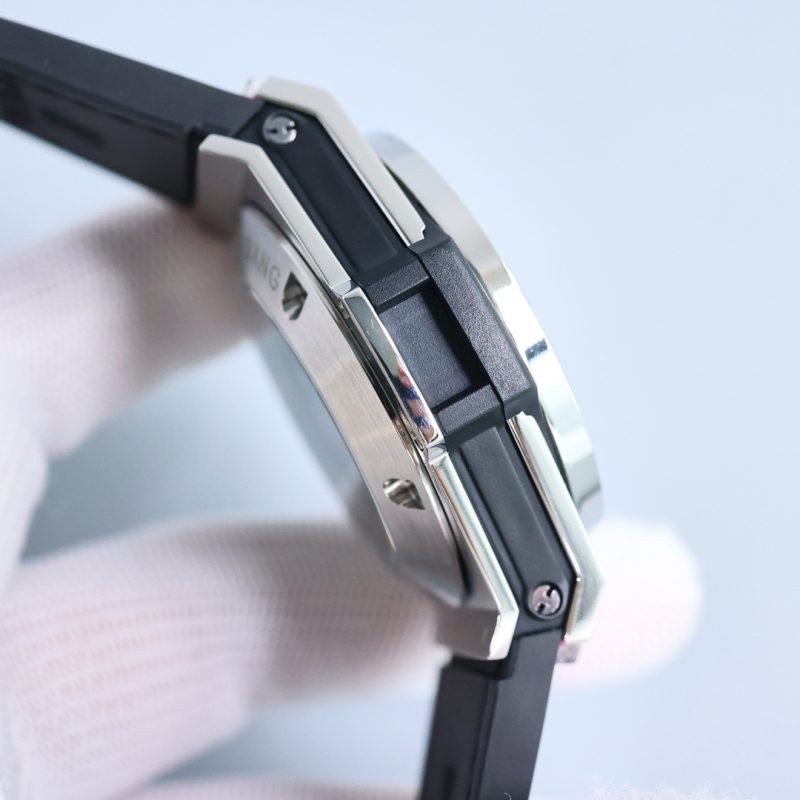 HUBLOT BIG BANG UNICO TITANIUM RAINBOW 42MM