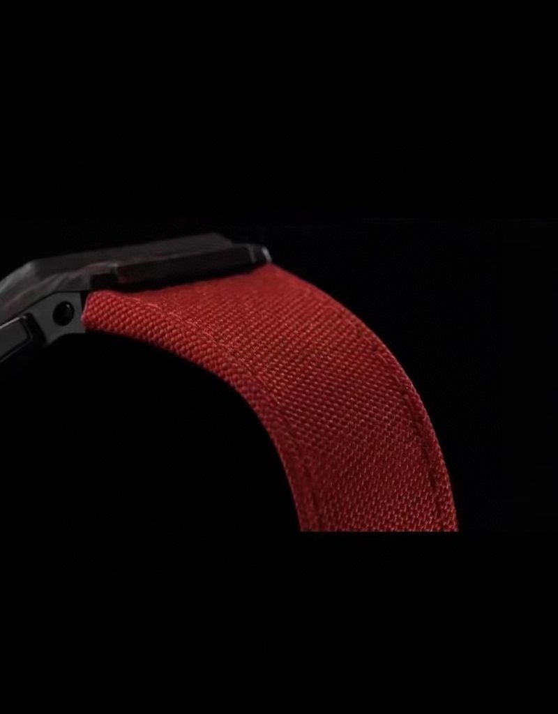 HUBLOT SPIRIT OF BIG BANG CARBON RED 42MM