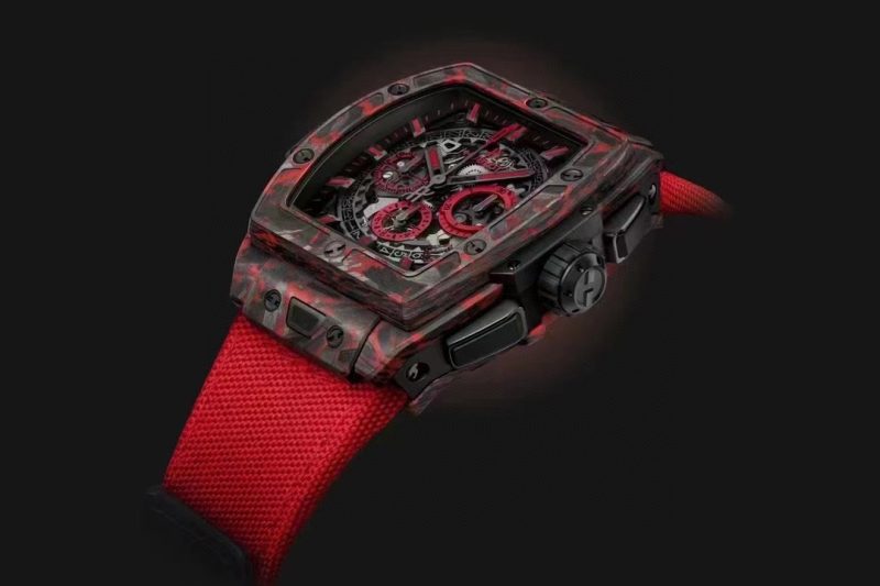 HUBLOT SPIRIT OF BIG BANG CARBON RED 42MM