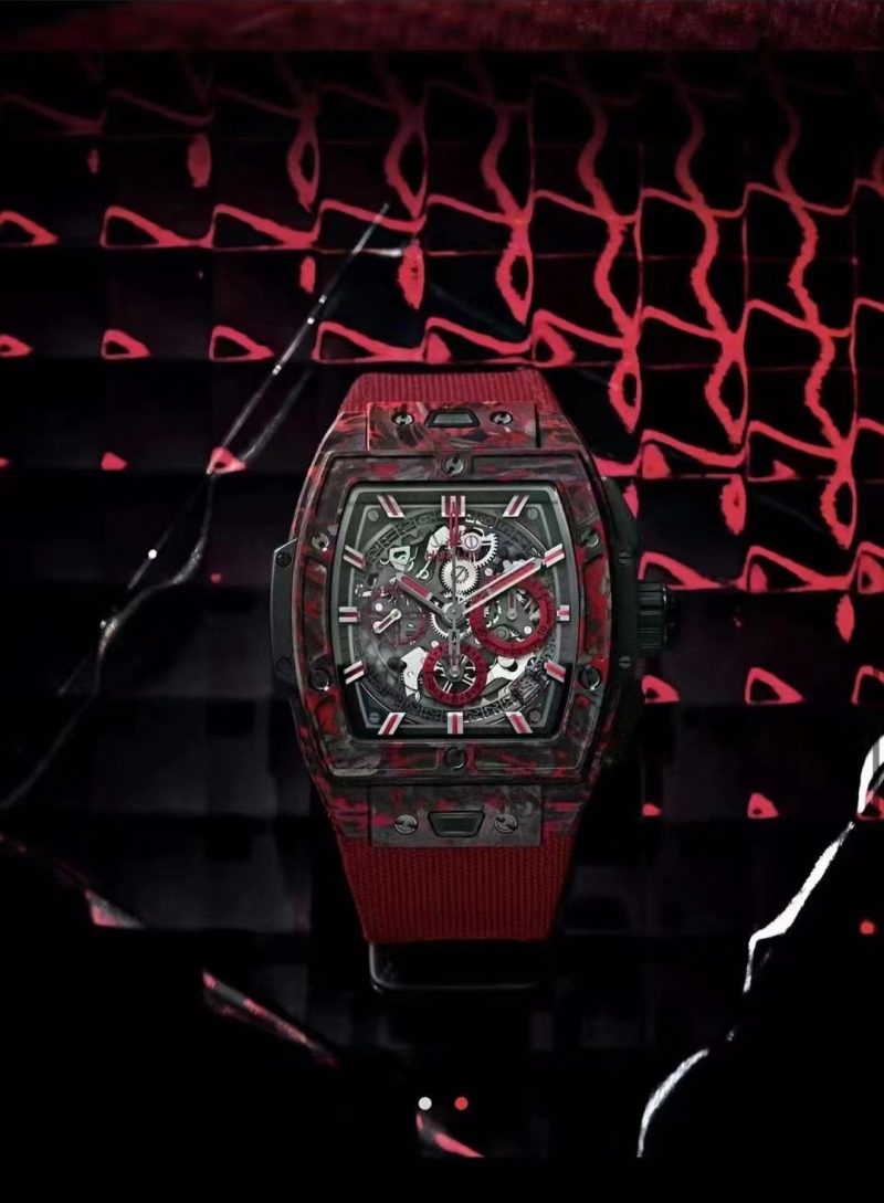 HUBLOT SPIRIT OF BIG BANG CARBON RED 42MM