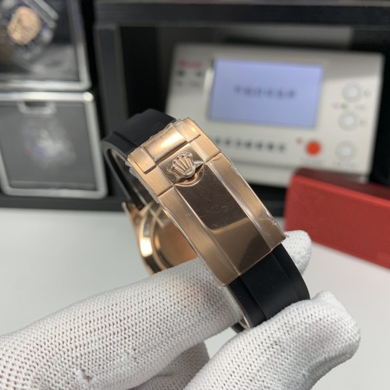 ROLEX COSMOGRAPH DAYTONA ROSE GOLD CHOCOLATE DIAL WATCH