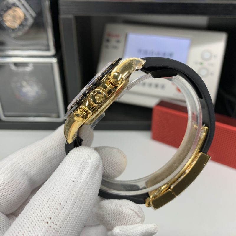 ROLEX COSMOGRAPH DAYTONA YELLOW GOLD WATCH