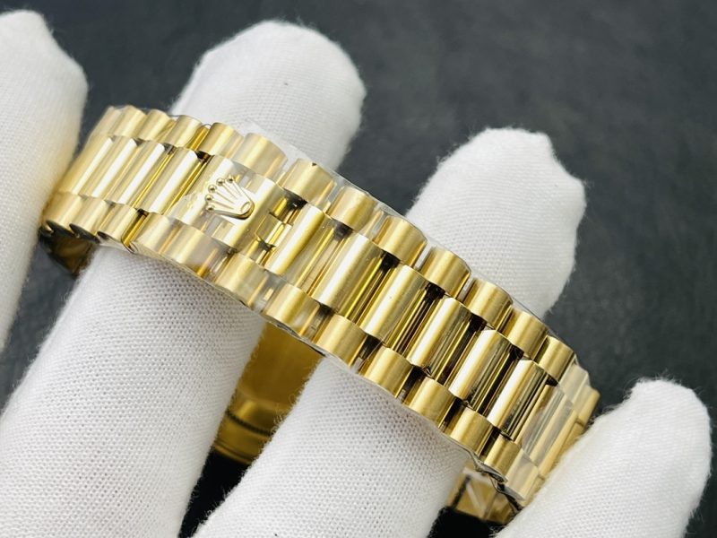 ROLEX DAY-DATE 40 YELLOW GOLD WATCH