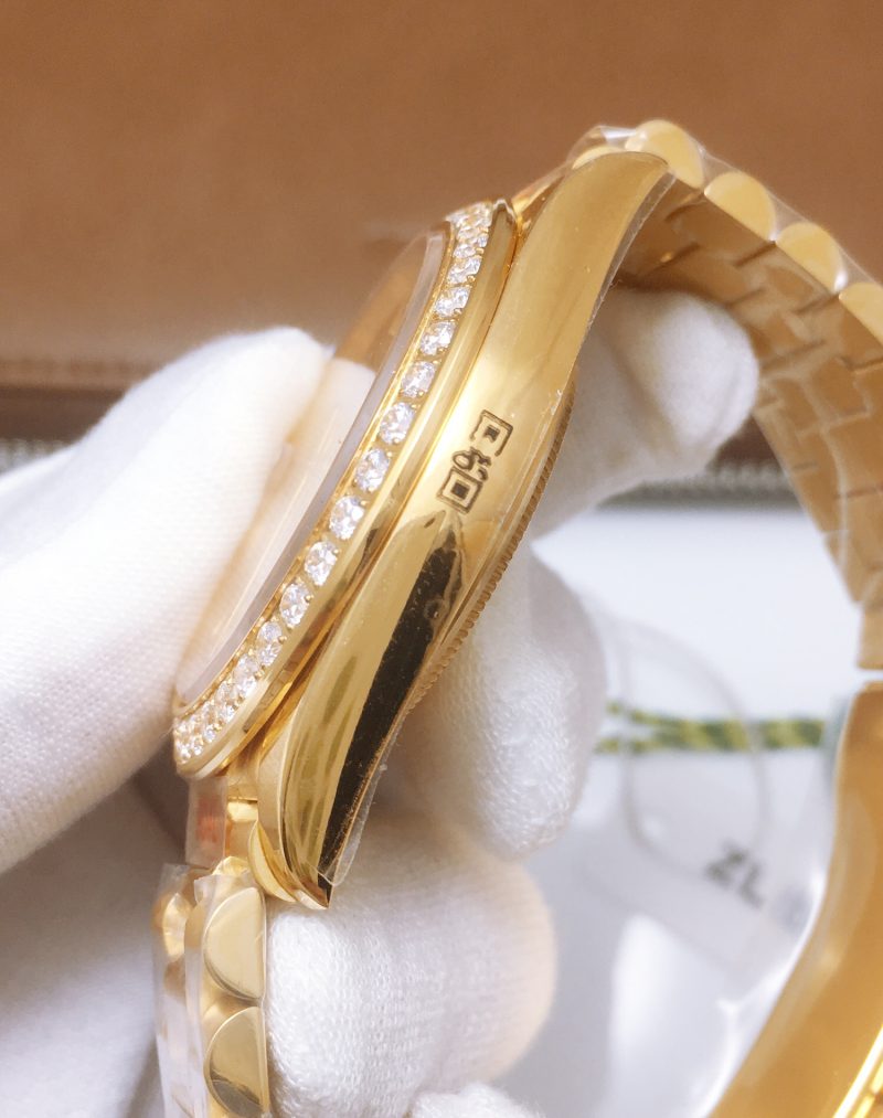 ROLEX PRESIDENT DAY YELLOW GOLD GREEN ENAMEL DIAMOND WATCH