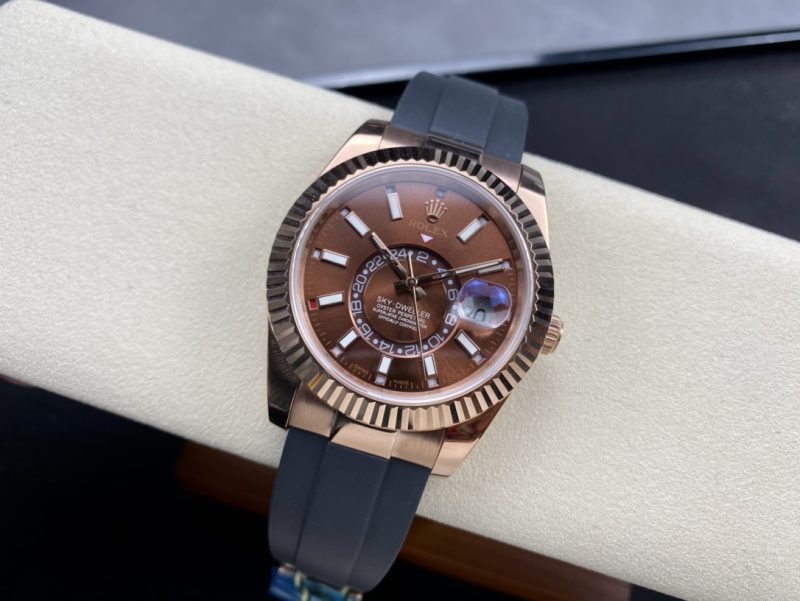 ROLEX SKY-DWELLER EVEROSE GOLD WATCH