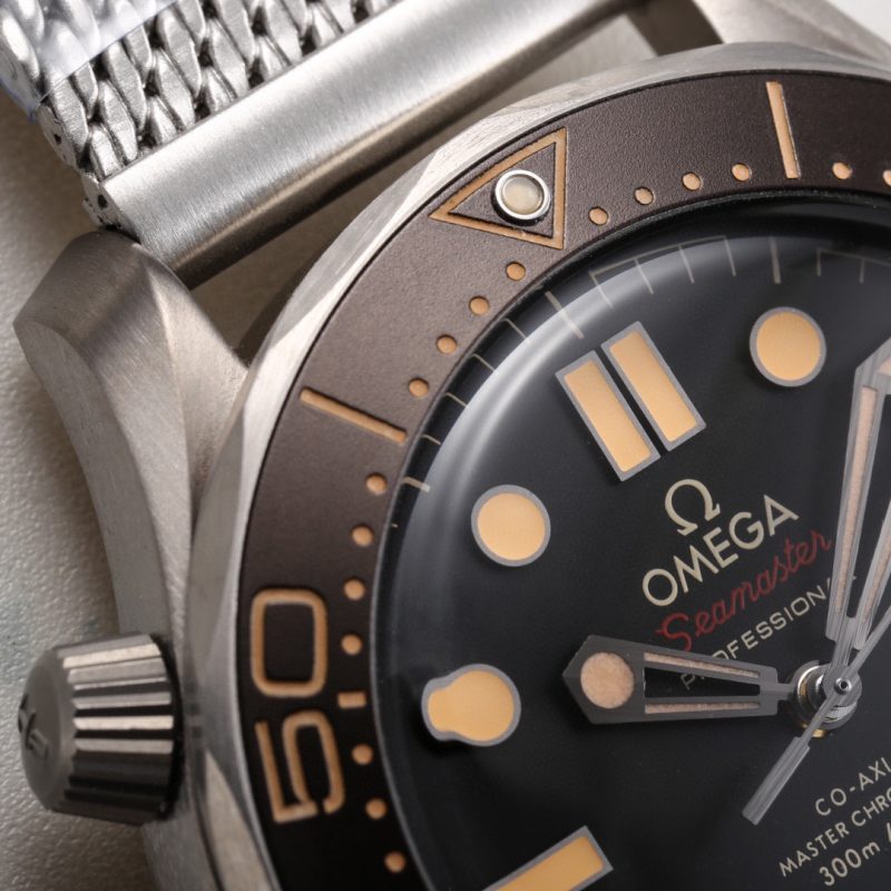 Omega Seamaster Diver 300M James Bond Watch