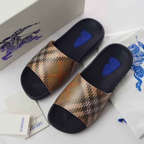 BURBERRY CHECK DIVE SLIDES - BSD013