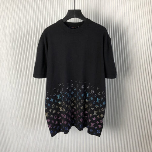 LV MONOGRAM GRADIENT EMBELLISHED SHORT-SLEEVED CREWNECK - LS076