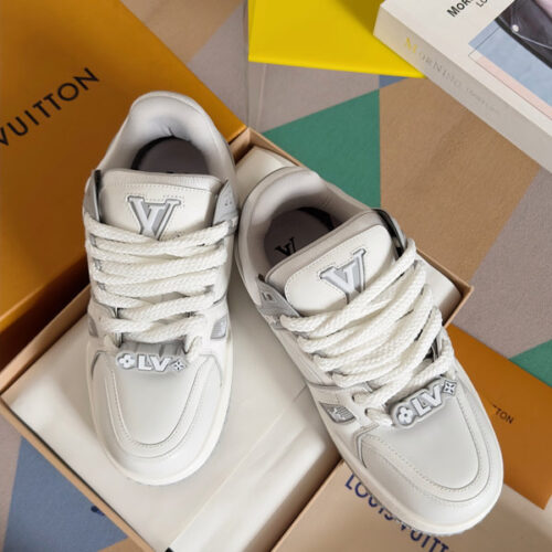 LOUIS VUITTON TRAINER MAXI LOW-TOP SNEAKERS - LVS210