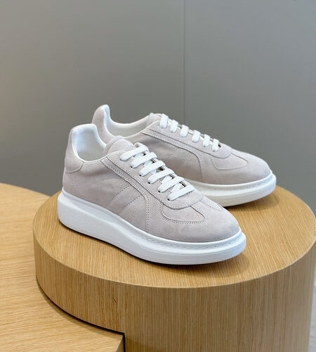 ALEXANDER MCQUEEN OVERSIZED SNEAKER - ALD051