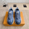 LV RUNNER TATIC SNEAKER - LVS201