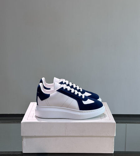 ALEXANDER MCQUEEN OVERSIZED SNEAKER - ALD049
