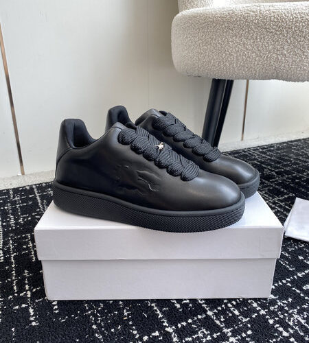 BURBERRY LEATHER BOX SNEAKERS - BBR033