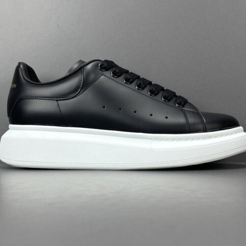ALEXANDER MCQUEEN OVERSIZED SNEAKER - ALD047