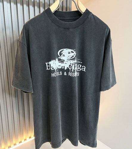 BALENCIAGA T-SHIRT OVERSIZED - BS051