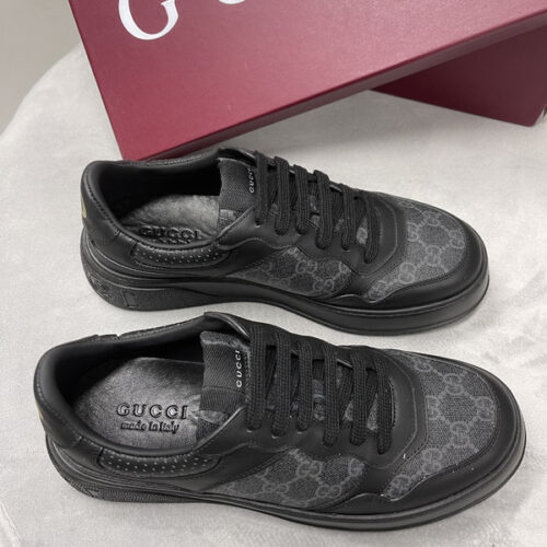 GUCCI GG SNEAKER - GCC217