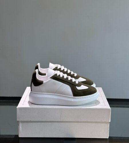 ALEXANDER MCQUEEN OVERSIZED SNEAKER - ALD048