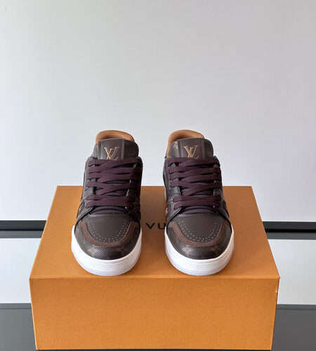 LOUIS VUITTON TRAINER SNEAKERS - LVS214