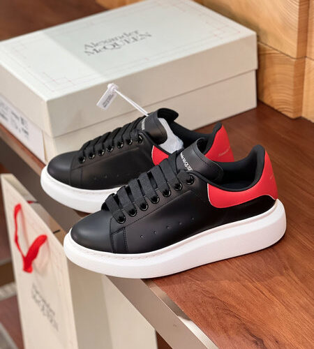 ALEXANDER MCQUEEN OVERSIZED SNEAKER - ALD045