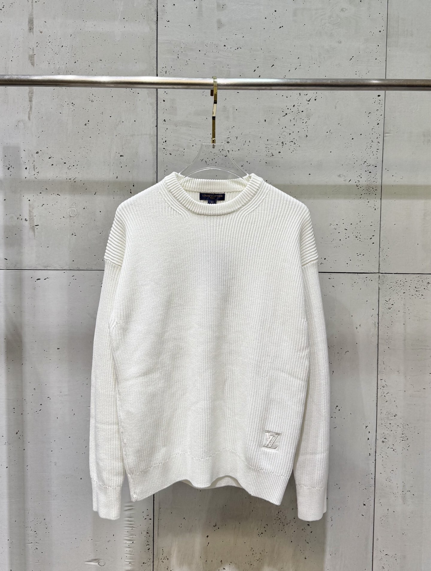LOUIS VUITTON SWEATSHIRT - LH080