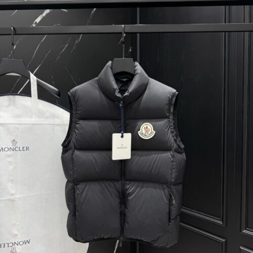 MONCLER COAT - MC112