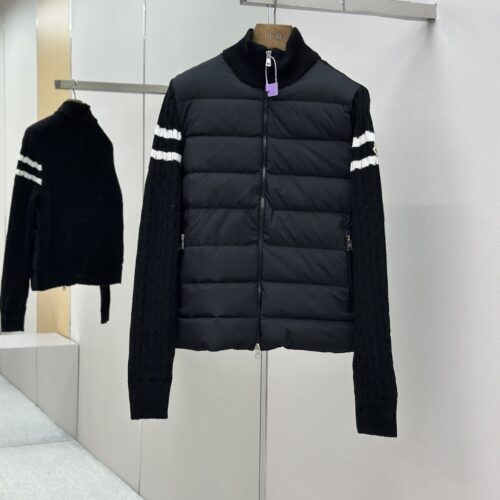 MONCLER COAT - MC095