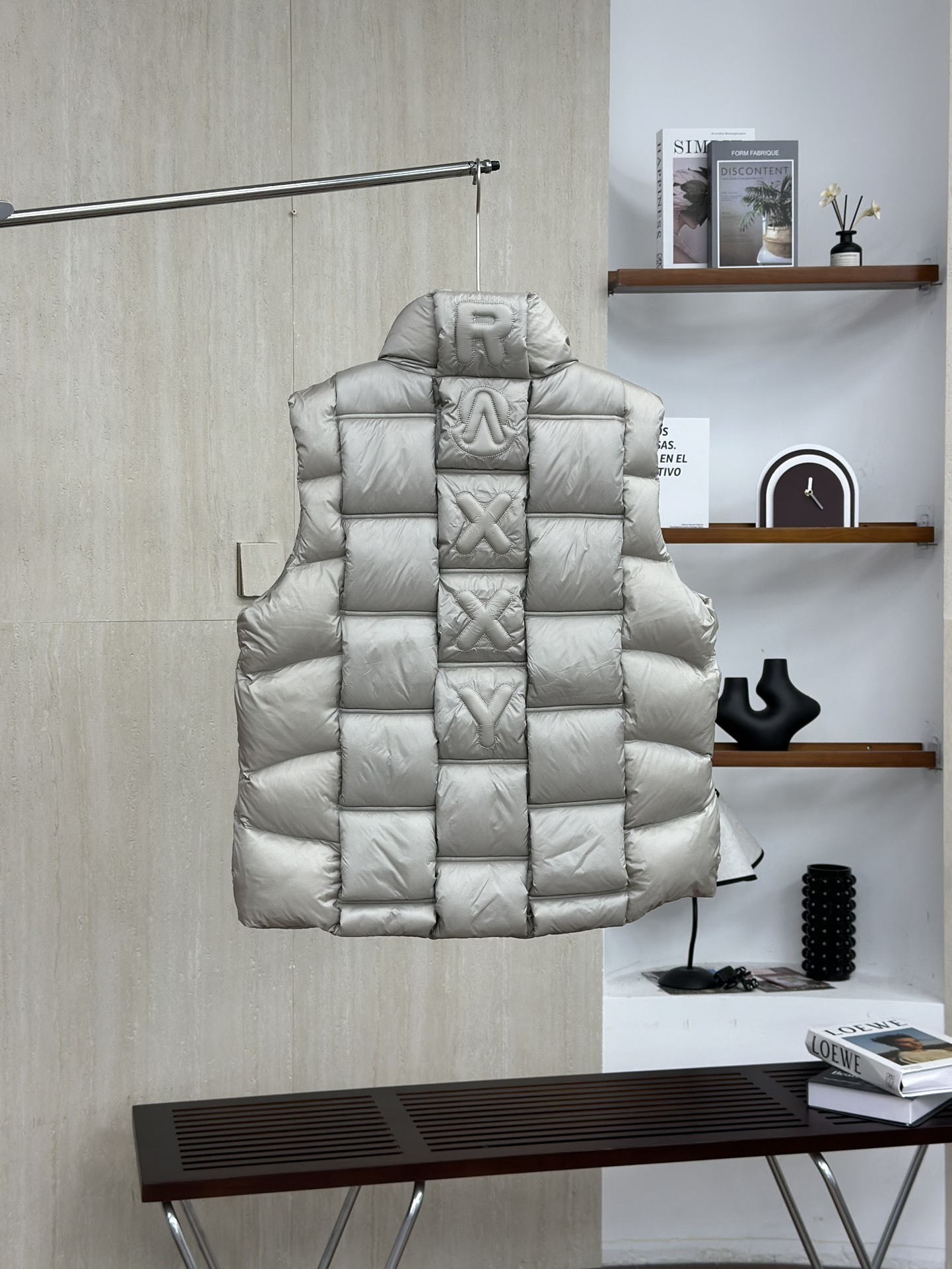 MONCLER COAT - MC077