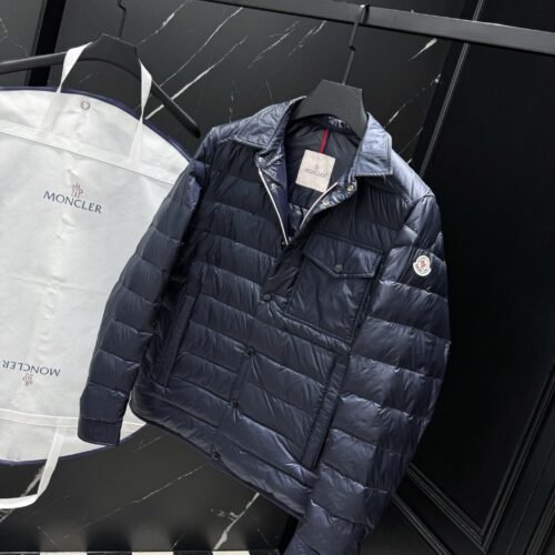 MONCLER COAT - MC066