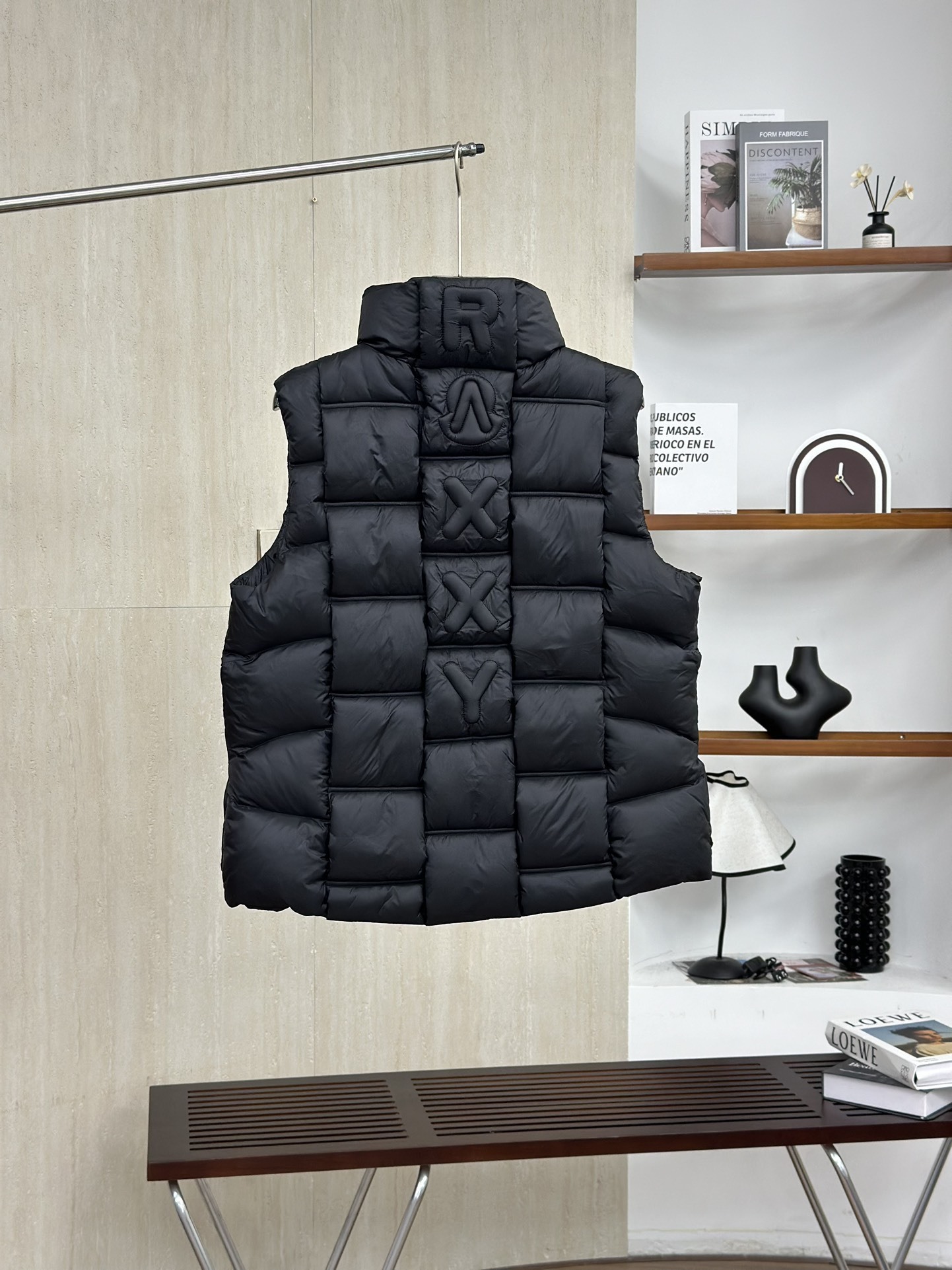 MONCLER COAT - MC078
