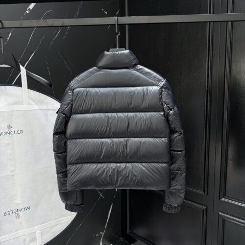 MONCLER COAT - MC097