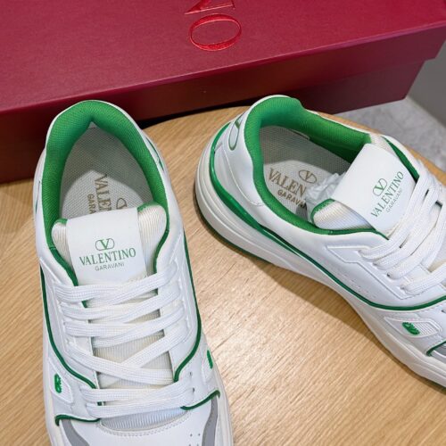 Valentino Leather Sneakers - VN027