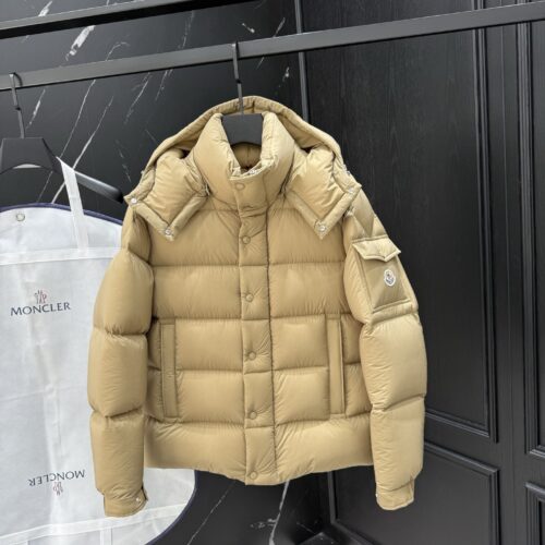 MONCLER COAT - MC101