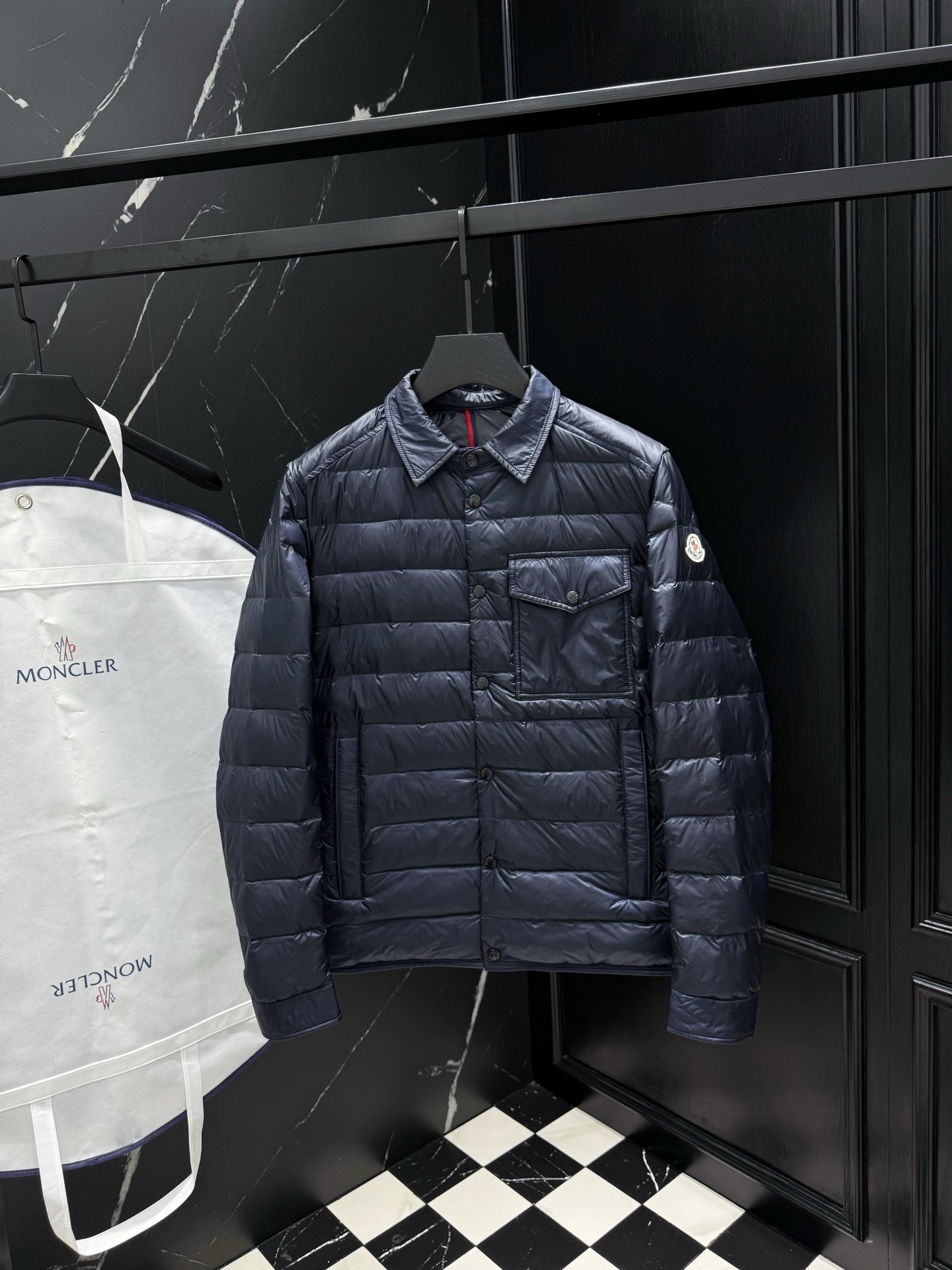 MONCLER COAT - MC066
