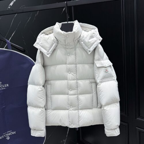 MONCLER COAT - MC100