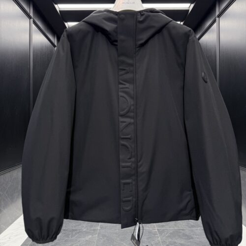MONCLER COAT - MC089