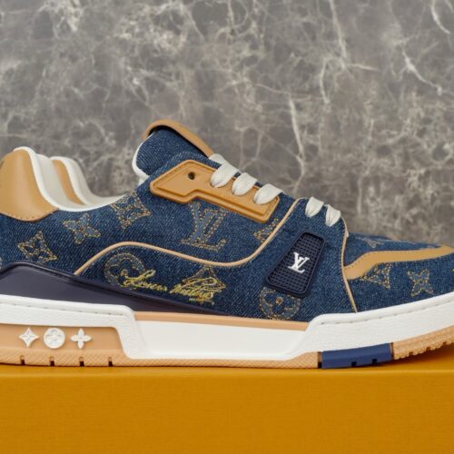 LOUIS VUITTON TRAINER SNEAKERS - LVS242