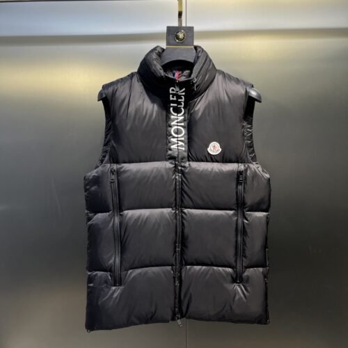 MONCLER COAT - MC104