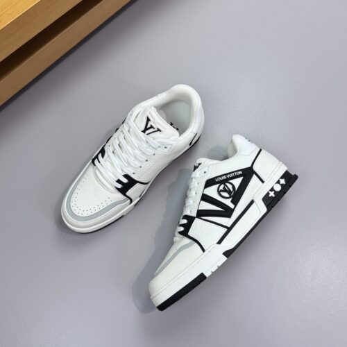 LOUIS VUITTON TRAINER SNEAKERS - LVS233