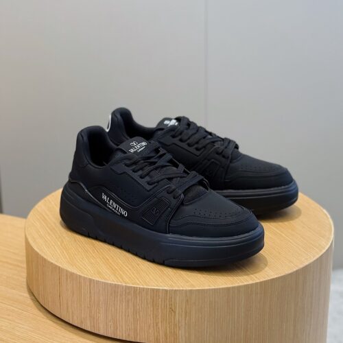 Valentino Leather Sneakers - VN030