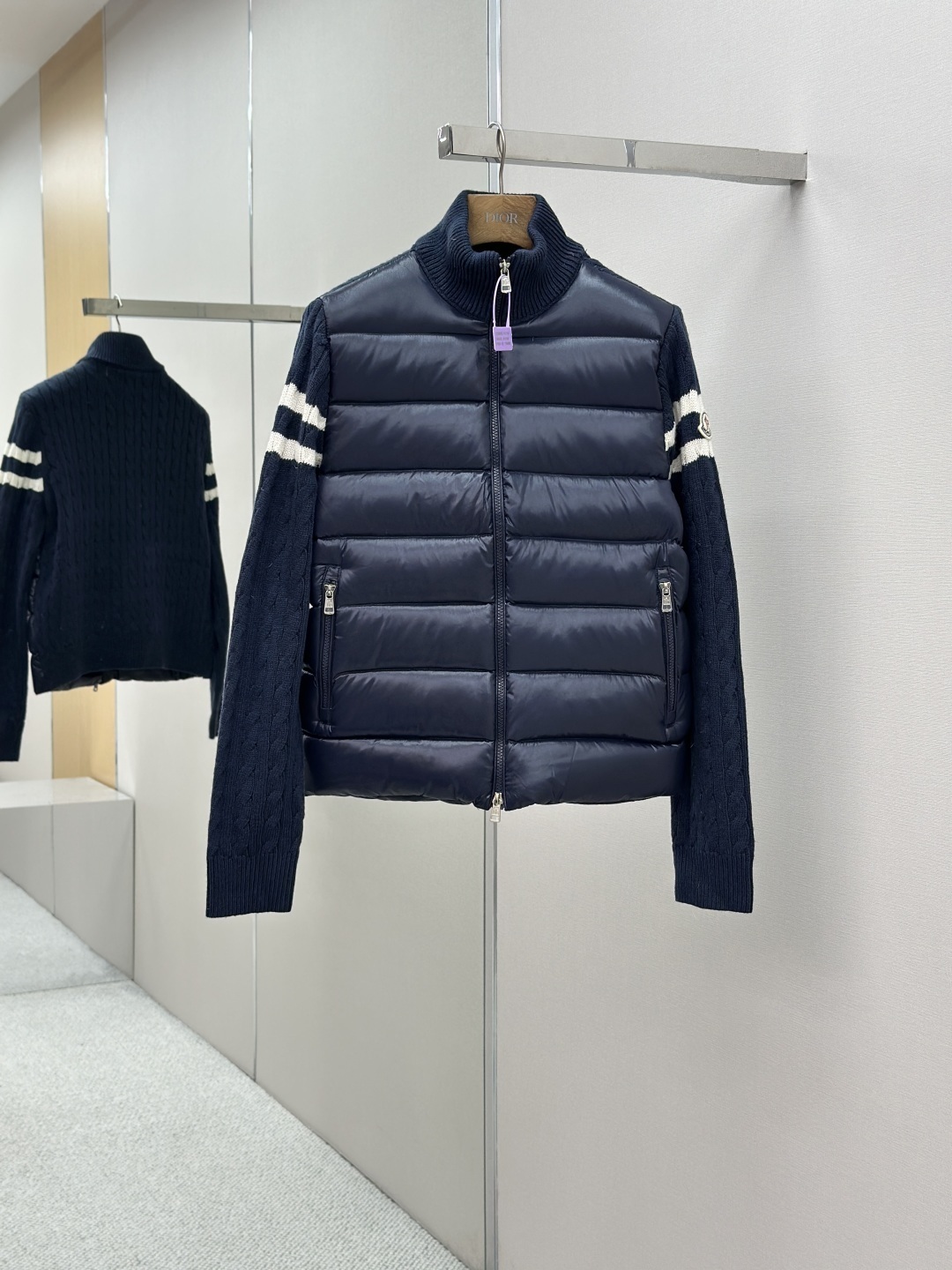 MONCLER COAT - MC093