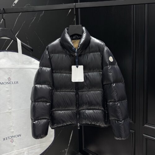 MONCLER COAT - MC074