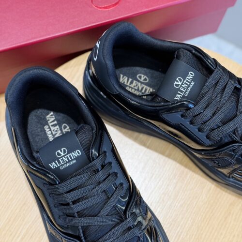 Valentino Leather Sneakers - VN028
