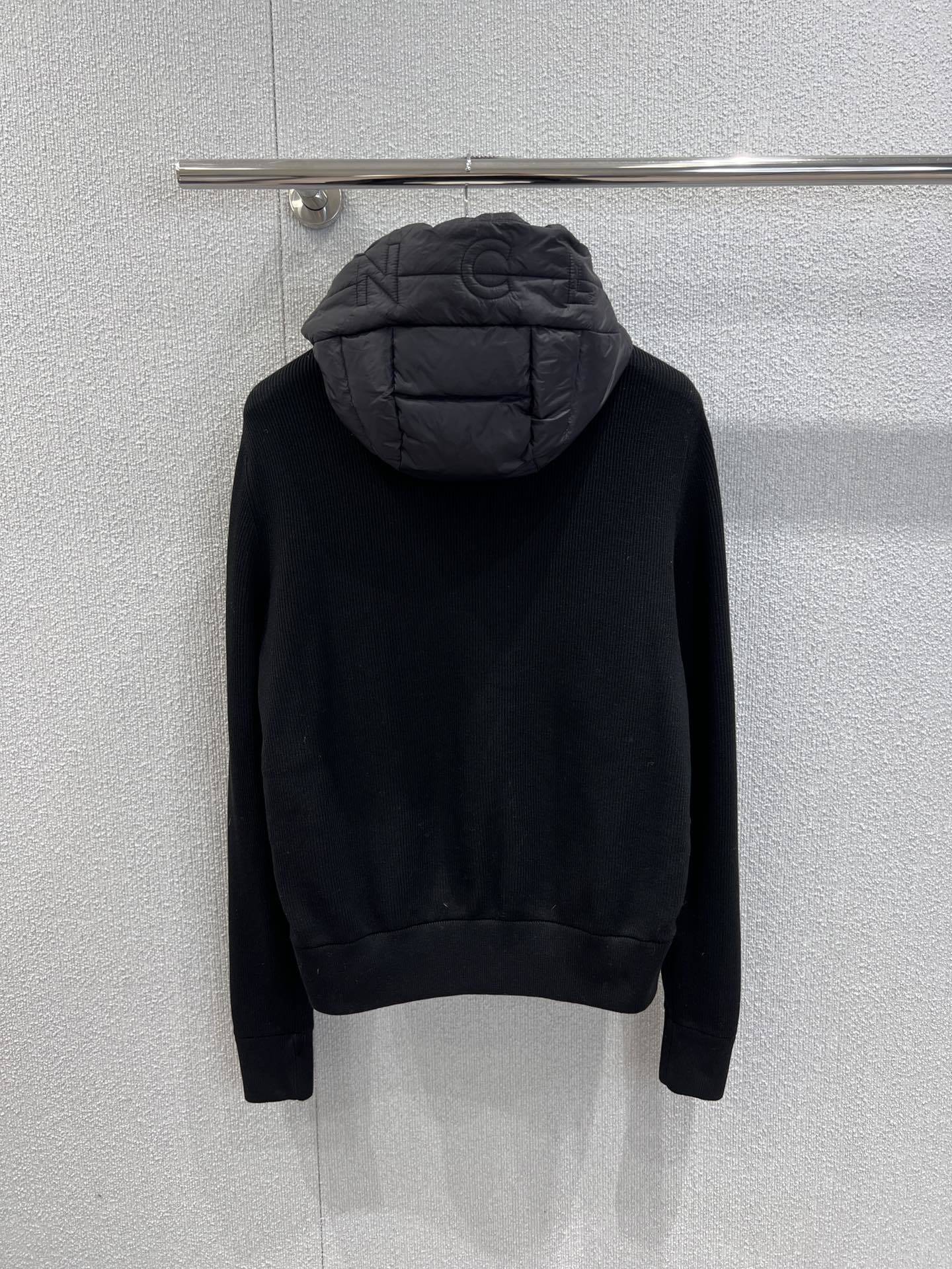 MONCLER COAT - MC108