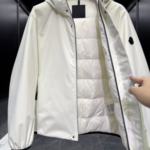 MONCLER COAT - MC088