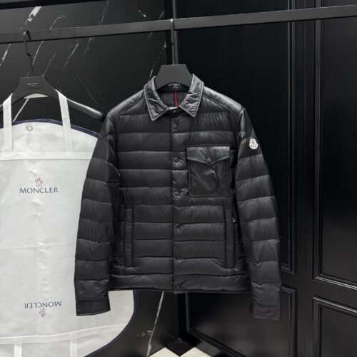 MONCLER COAT - MC065